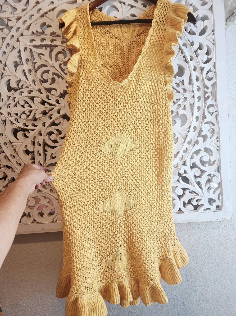 FREE PEOPLE MYKONOS MINI KNITTED CROCHET YELLOW COVER-UP SIZE LARGE - Picture 13 of 16
